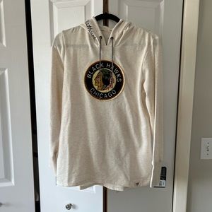 NWT Fanatics Blackhawks Women’s Sweatshirt